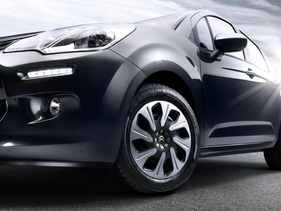  Citroen C3 2013 года  (фото 18 из 38)